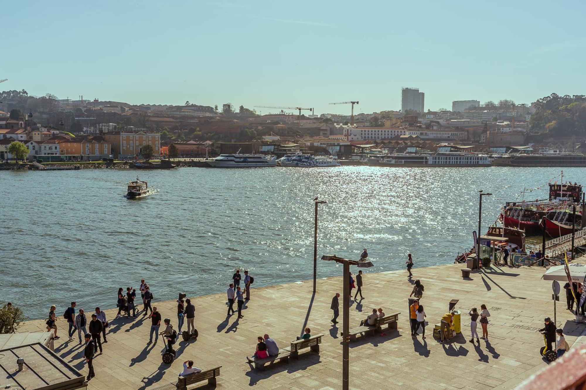 Youropo - Ribeira Порто Стая снимка